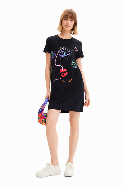 Face t shirt clearance dress