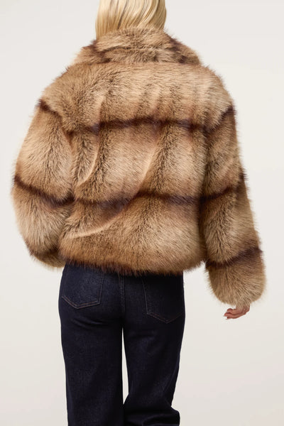 Luxe Cocoa Faux Fur Jacket – Timeless Winter Style